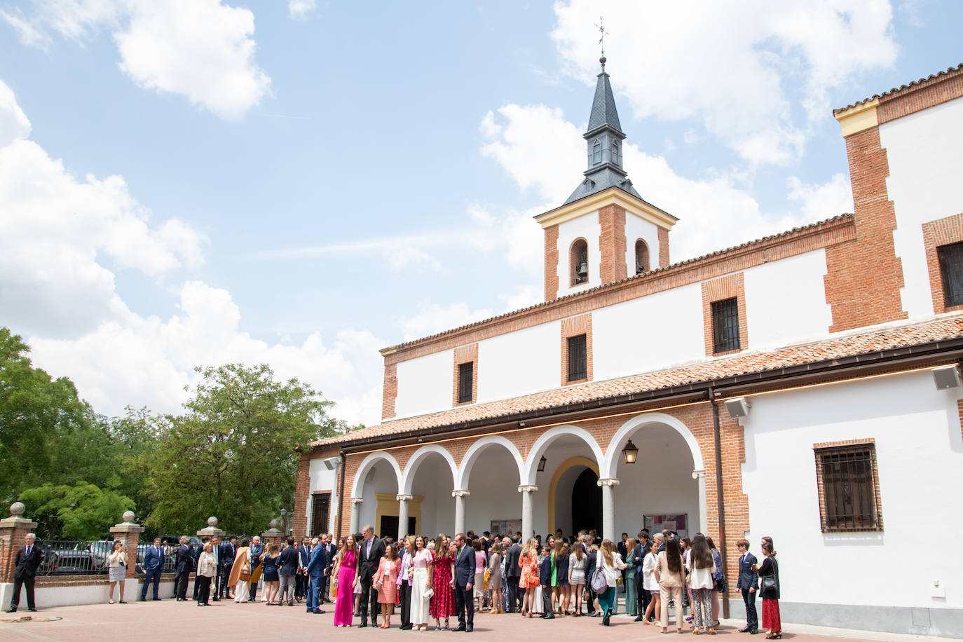 Armonía de color en la confirmación de la infanta Sofía