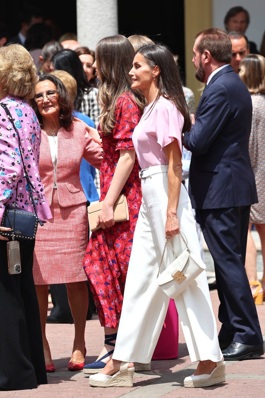 Armonía de color en la confirmación de la infanta Sofía