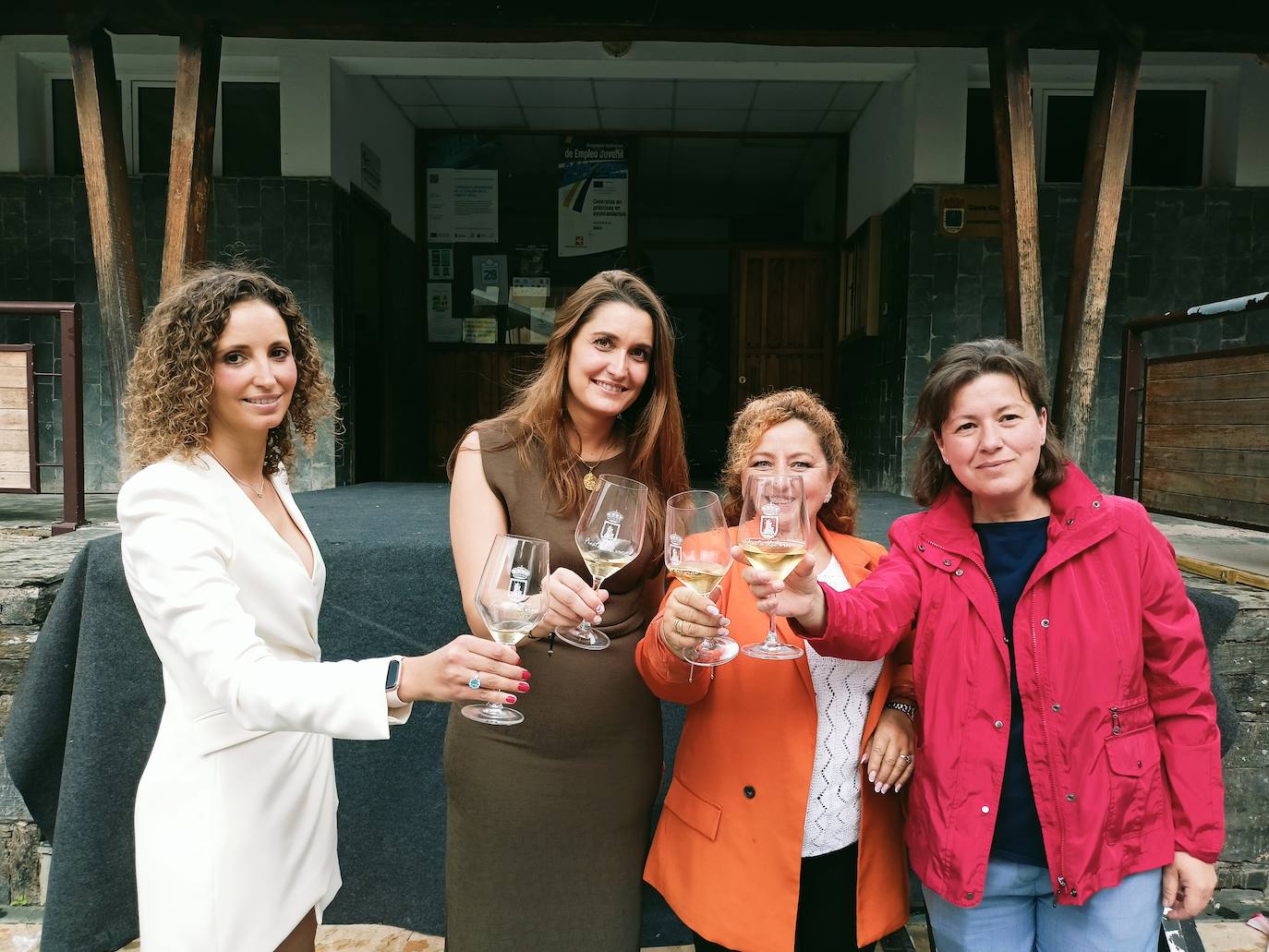 El blanco verdín, protagonista en la Fiesta del Vino de Ibias