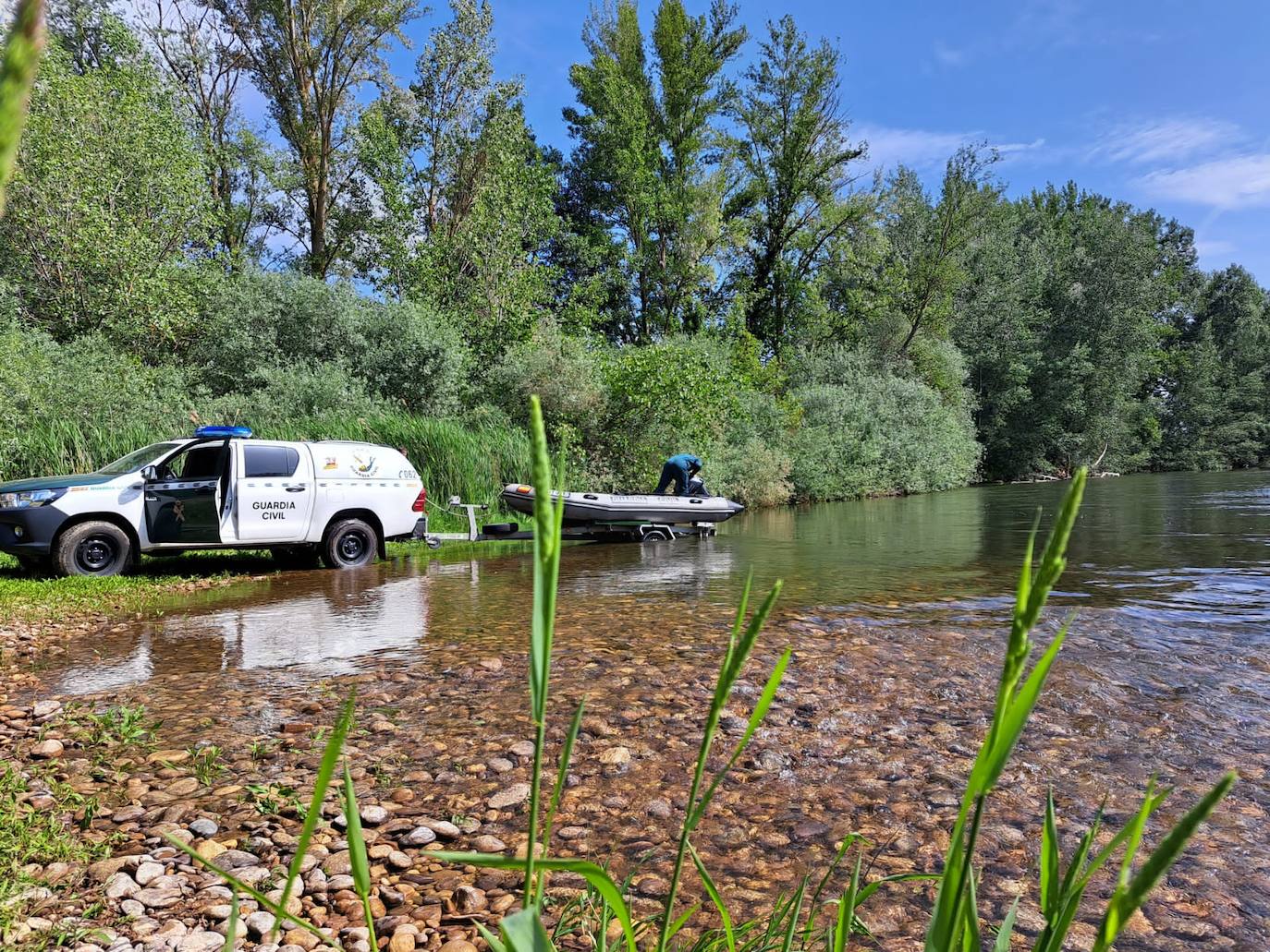 Muere un asturiano en el río Esla a su paso por León
