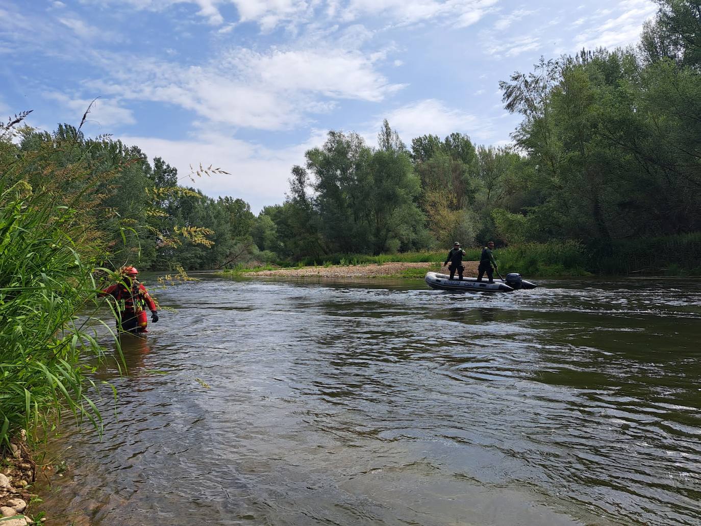 Muere un asturiano en el río Esla a su paso por León