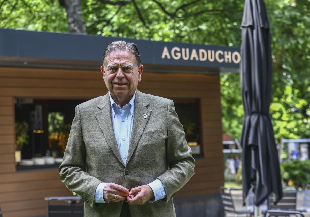 Alfredo Canteli, en el Campo San Francisco.