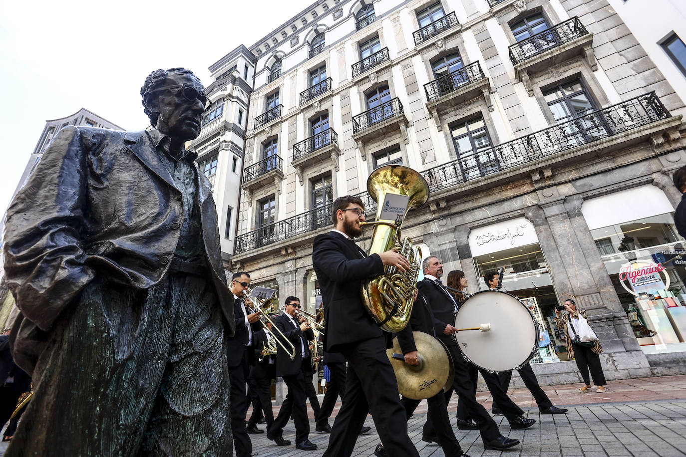 «Mientras haga buen tiempo aquí estaremos»