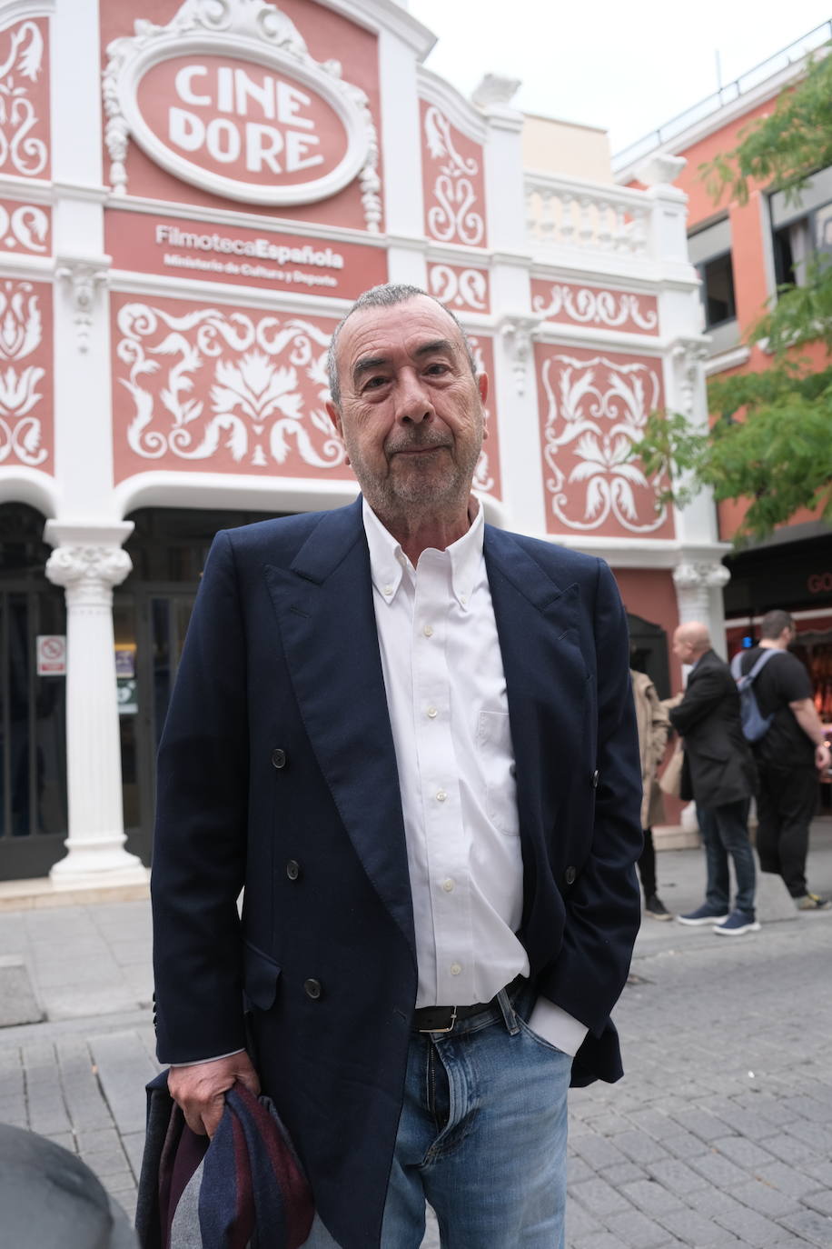 El Cine Doré se rinde a José Luis Garci