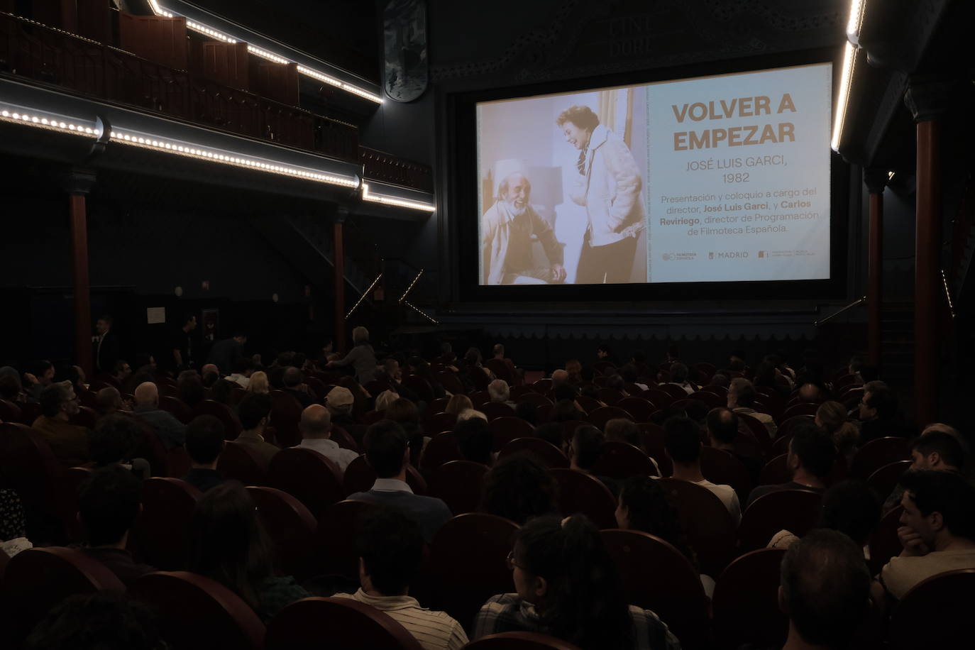 El Cine Doré se rinde a José Luis Garci