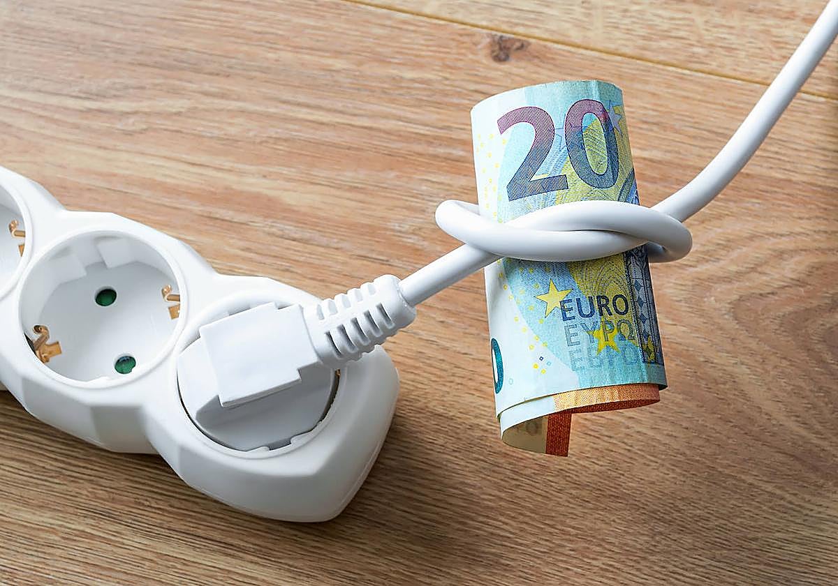 Consulta el precio de la luz este viernes por horas.