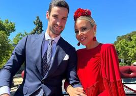 Sergio Rico y Alba Silva en la Feria de Sevilla el año pasado.