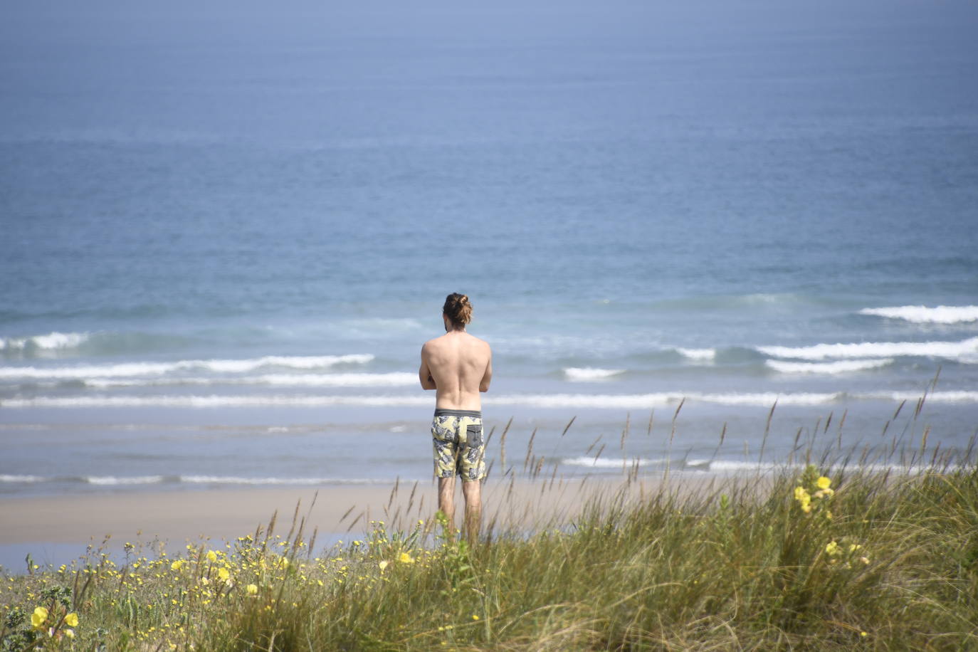 Chapuzones y paseos para superar la jornada de calor en Asturias