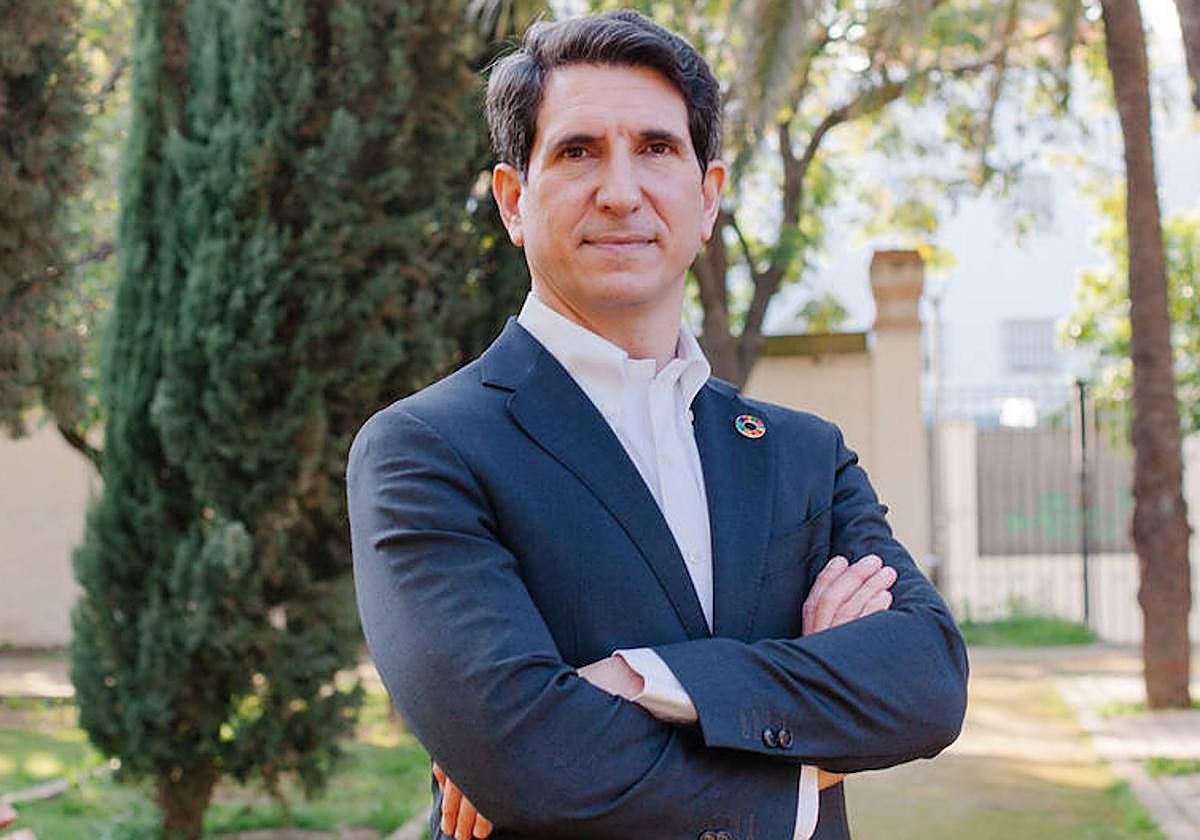 Javier Brey, presidente de la Asociación Española del Hidrógeno.