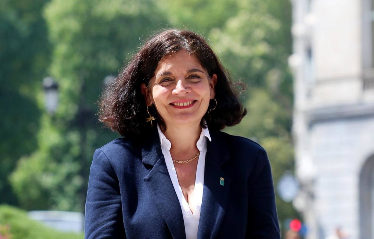 La gerente del Sespa cesa para recoger su acta de diputada regional