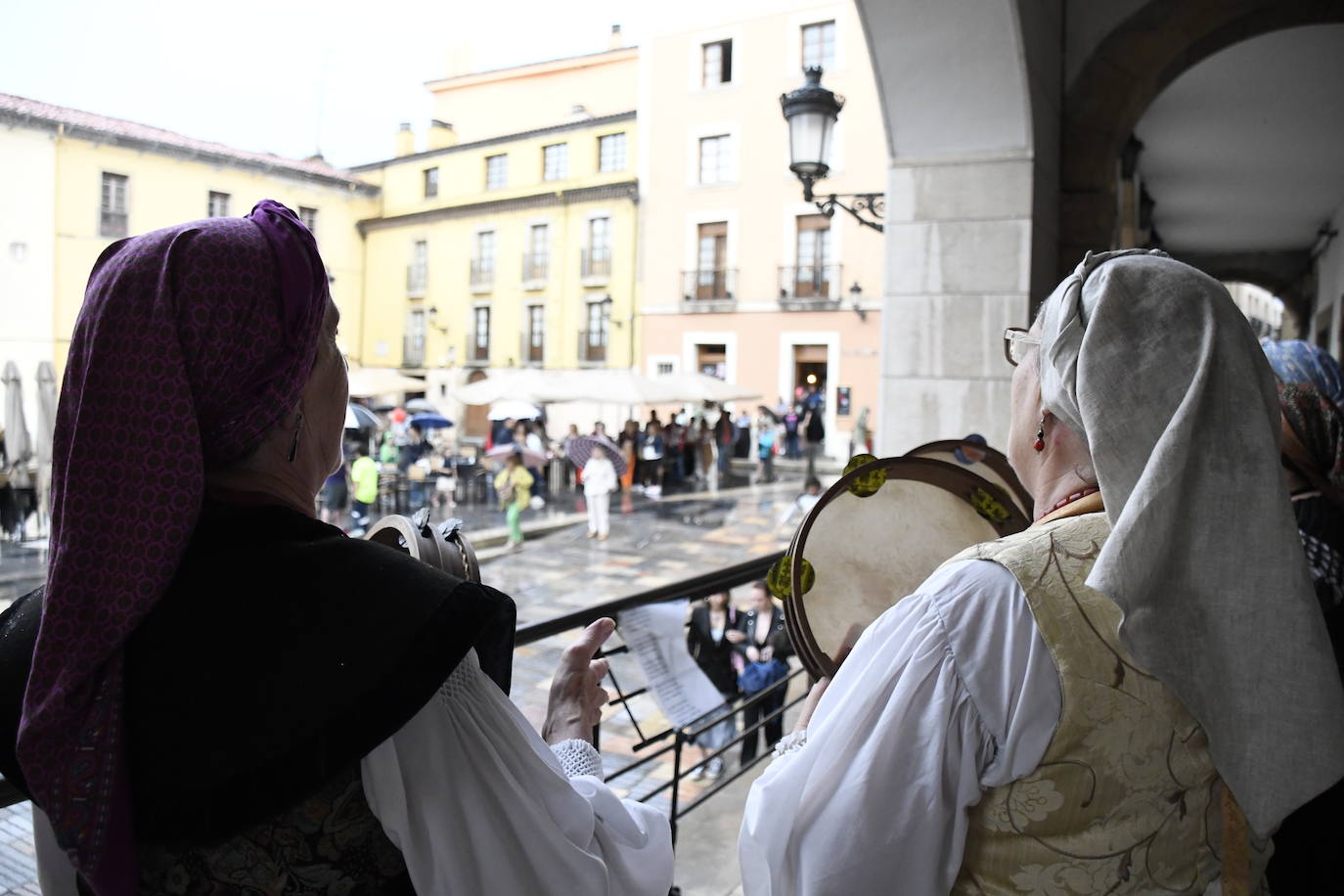 Una tormenta de cultura inunda las calles con la Noche Blanca