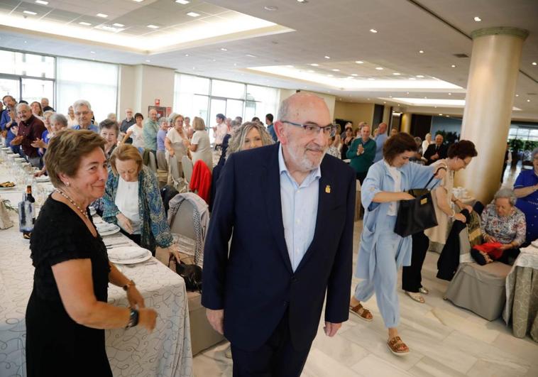 Jaime Menéndez Corrales ayer, en la comida-homenaje que le brindaron sus amigos y compañeros.