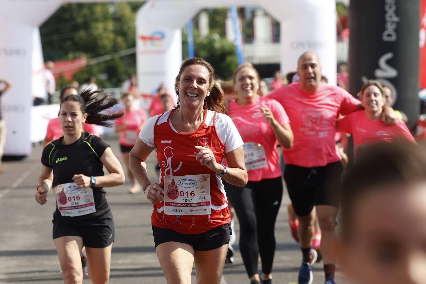 ¿Estuviste en la Carrera de la Mujer de Gijón? ¡Búscate entre las imágenes!