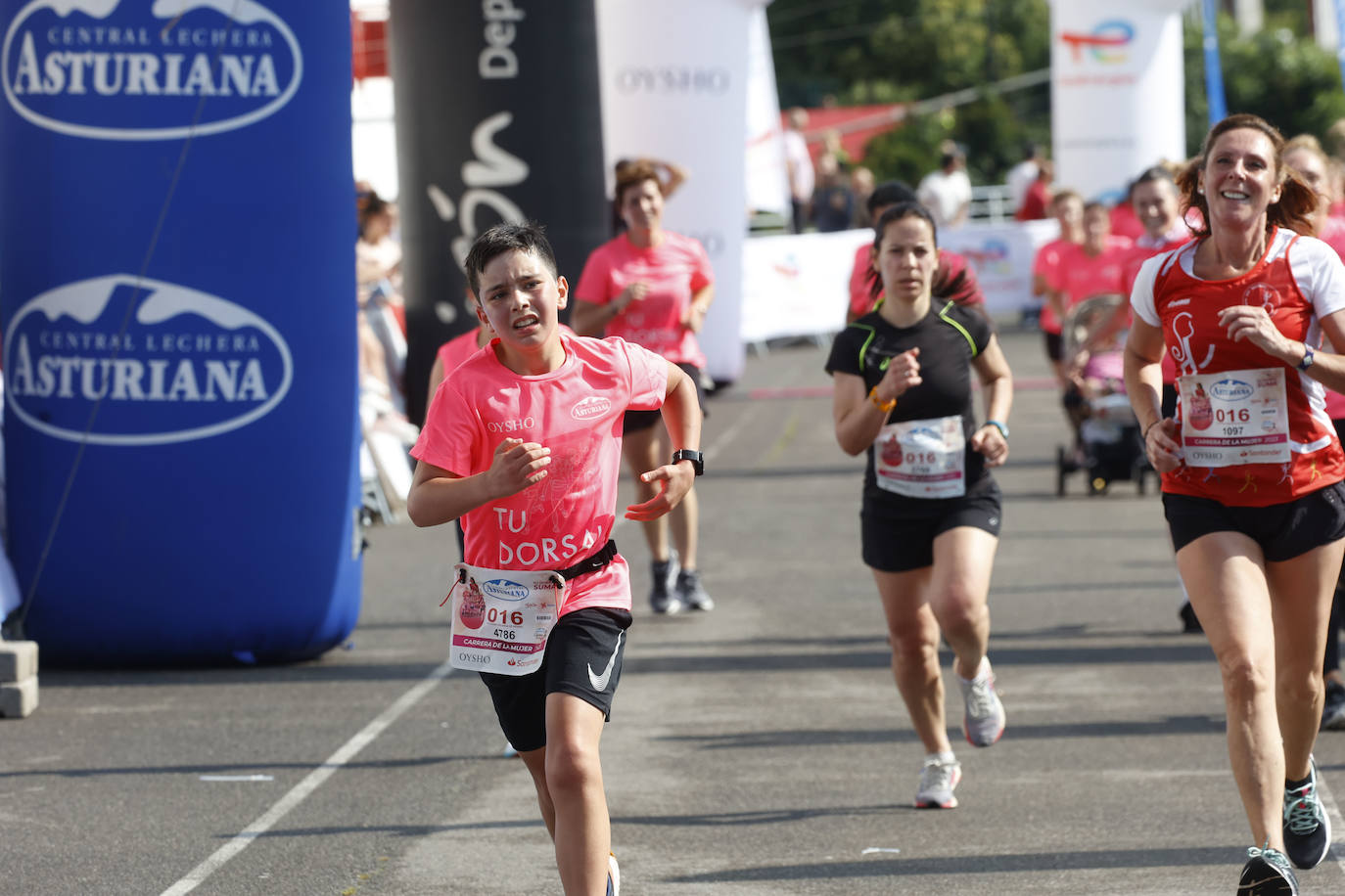 ¿Estuviste en la Carrera de la Mujer de Gijón? ¡Búscate entre las imágenes!