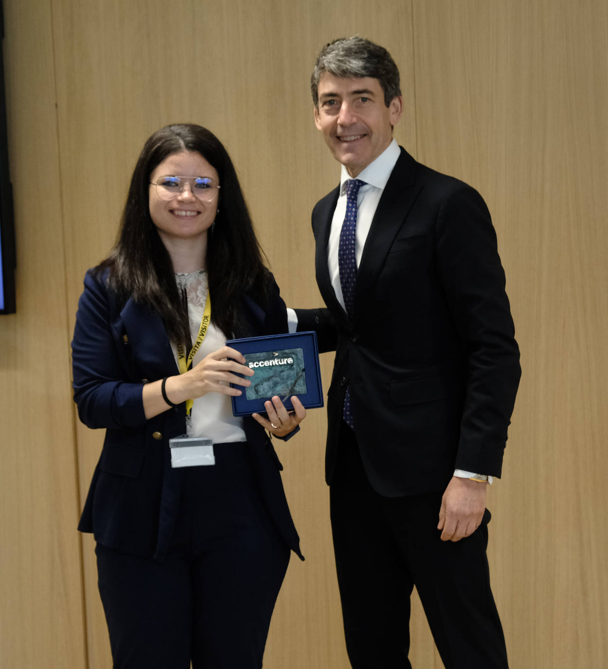 Noelia A. Erausquin, Premio de Periodismo Accenture