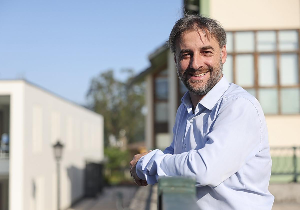 Alcalde de Cabranes, Gerardo Fabián.