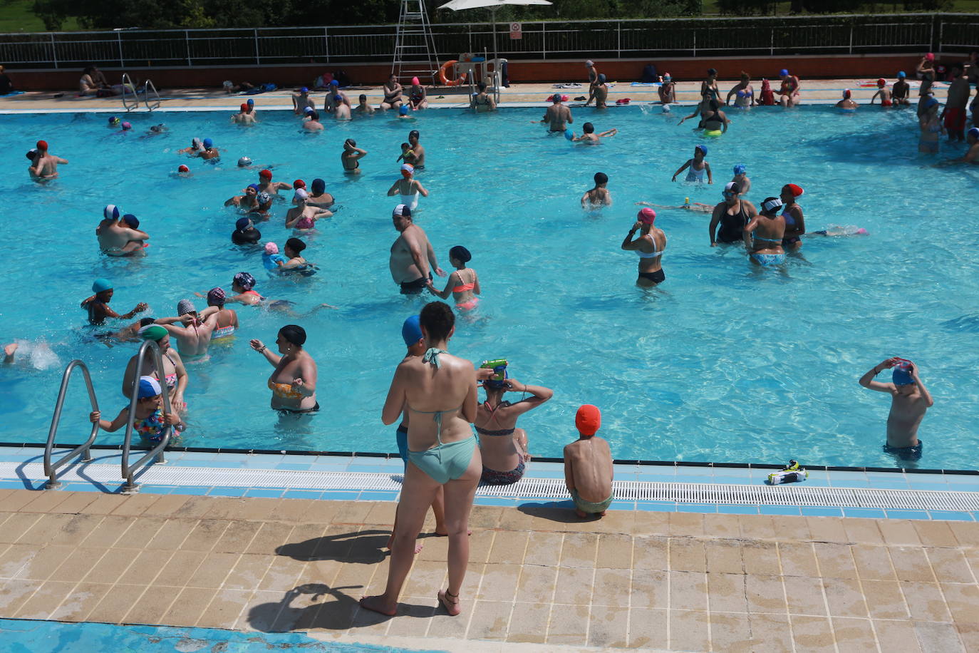 Asturias, a remojo para aliviar el calor