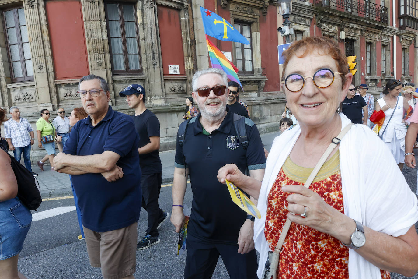 Así ha sido la multitudinaria manifestación del Orgullín en Gijón