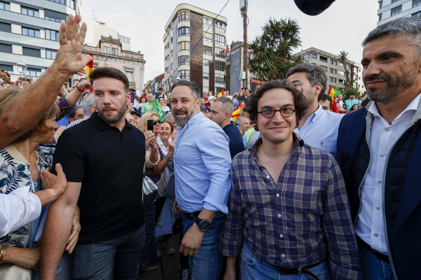 Así ha sido el acto de Santiago Abascal en Gijón