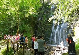 Cascada de Xurbeo, donde se mejorarán los accesos.