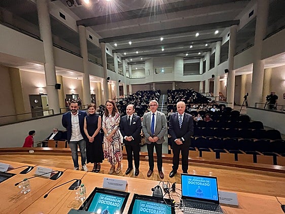 Acto de apertura de la jornada de doctorado en Mieres.