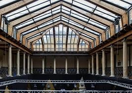 La cubierta acristalada del patio central del Antiguo Instituto será uno de los principales elementos en los que se actuará.