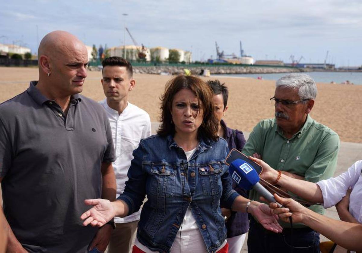 Adriana Lastra, esta mañana en Gijón.