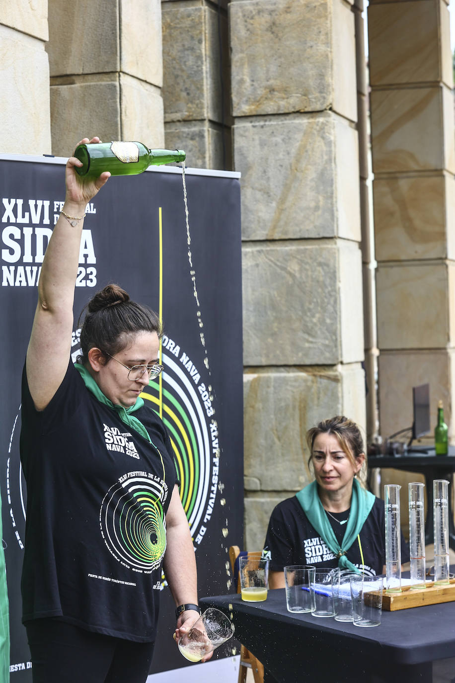 Wilkin Aquiles, rey de los escanciadores en Nava