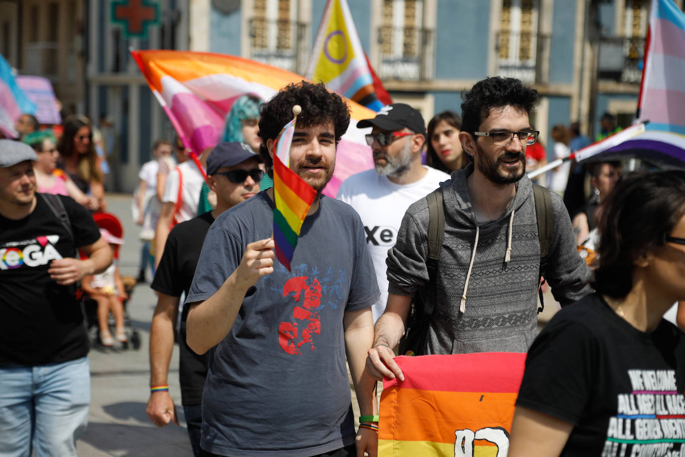 «Ni un paso atrás»: Avilés clama por los derechos LGTBI
