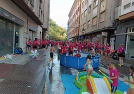 Los romeros convirtieron las calles en baños improvisados.