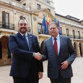 Barbón y Canteli se prometen «coordialidad» y «trabajo» para cerrar el futuro de La Vega y El Cristo 