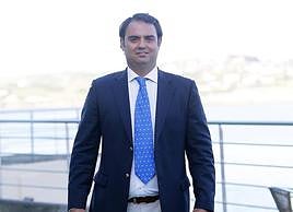 Carlos Zúñiga, en Gijón.