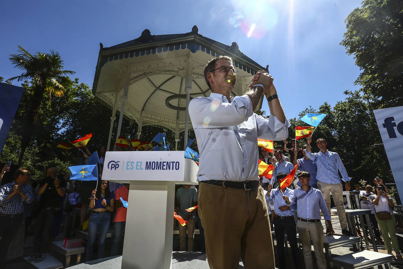 Así fue el acto de campaña de Feijóo en Oviedo