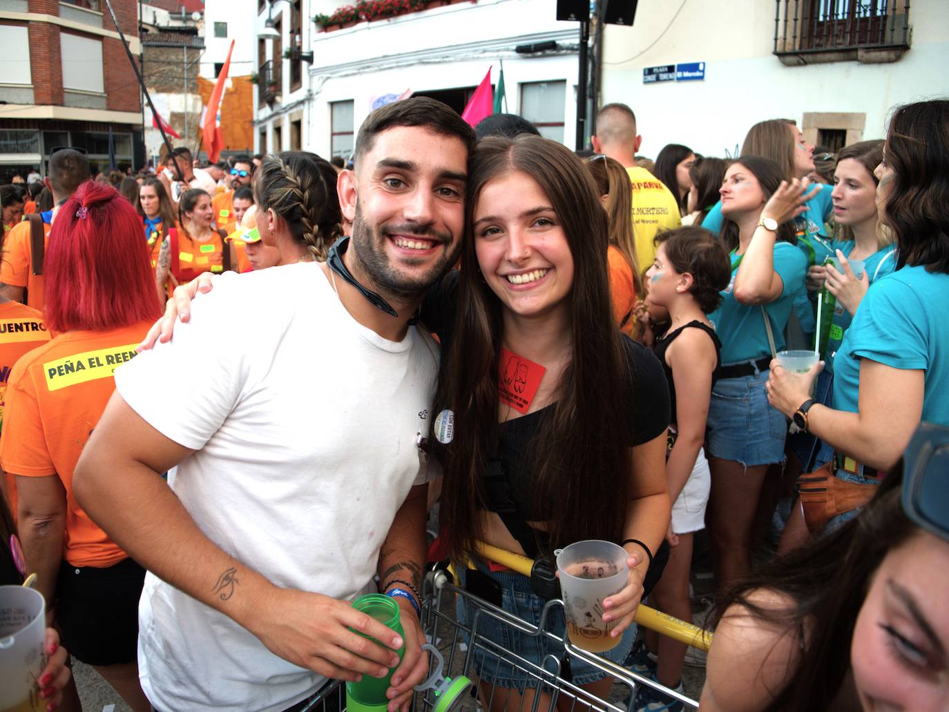 Desfile por las fiestas del Carmen y la Magdalena, al ritmo de charanga