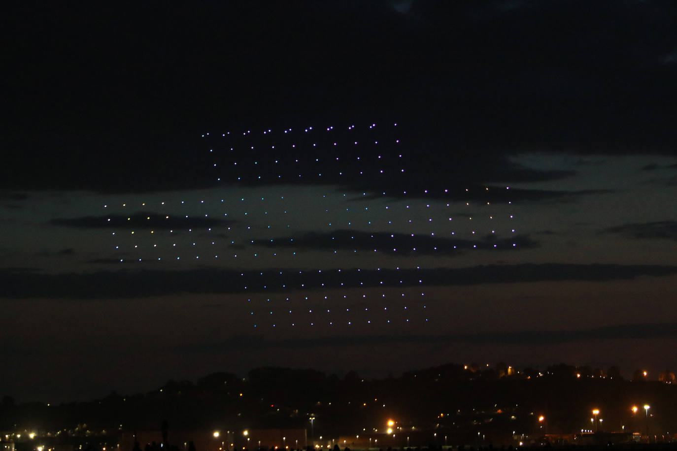 Las mejores imágenes del festival de los drones de Gijón