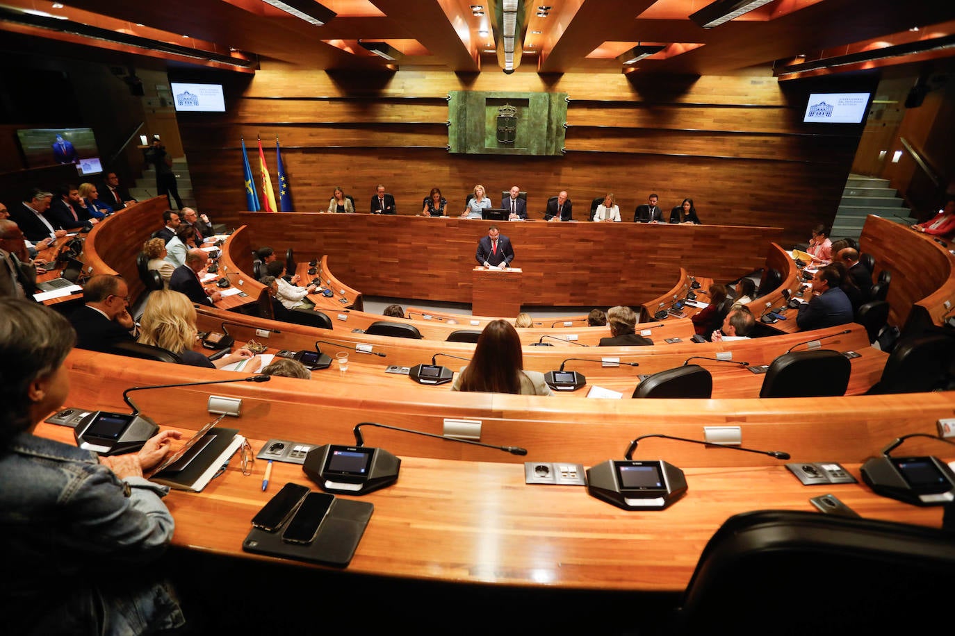 Barbón concreta su programa de gobierno