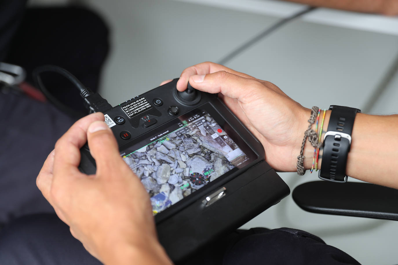 Así es el nuevo furgón de la Policía Local de Gijón para pilotar drones