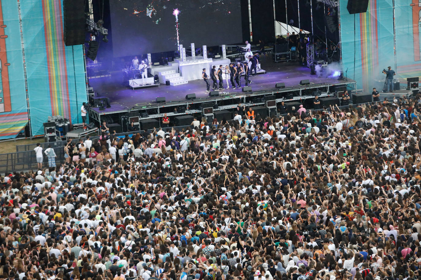 Las espectaculares fotos del Boombastic: baño de multitudes el primer día de conciertos