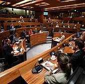 El PP cree que Barbón «empieza mal» y Tomé considera que «el gobierno es débil sin necesidad»