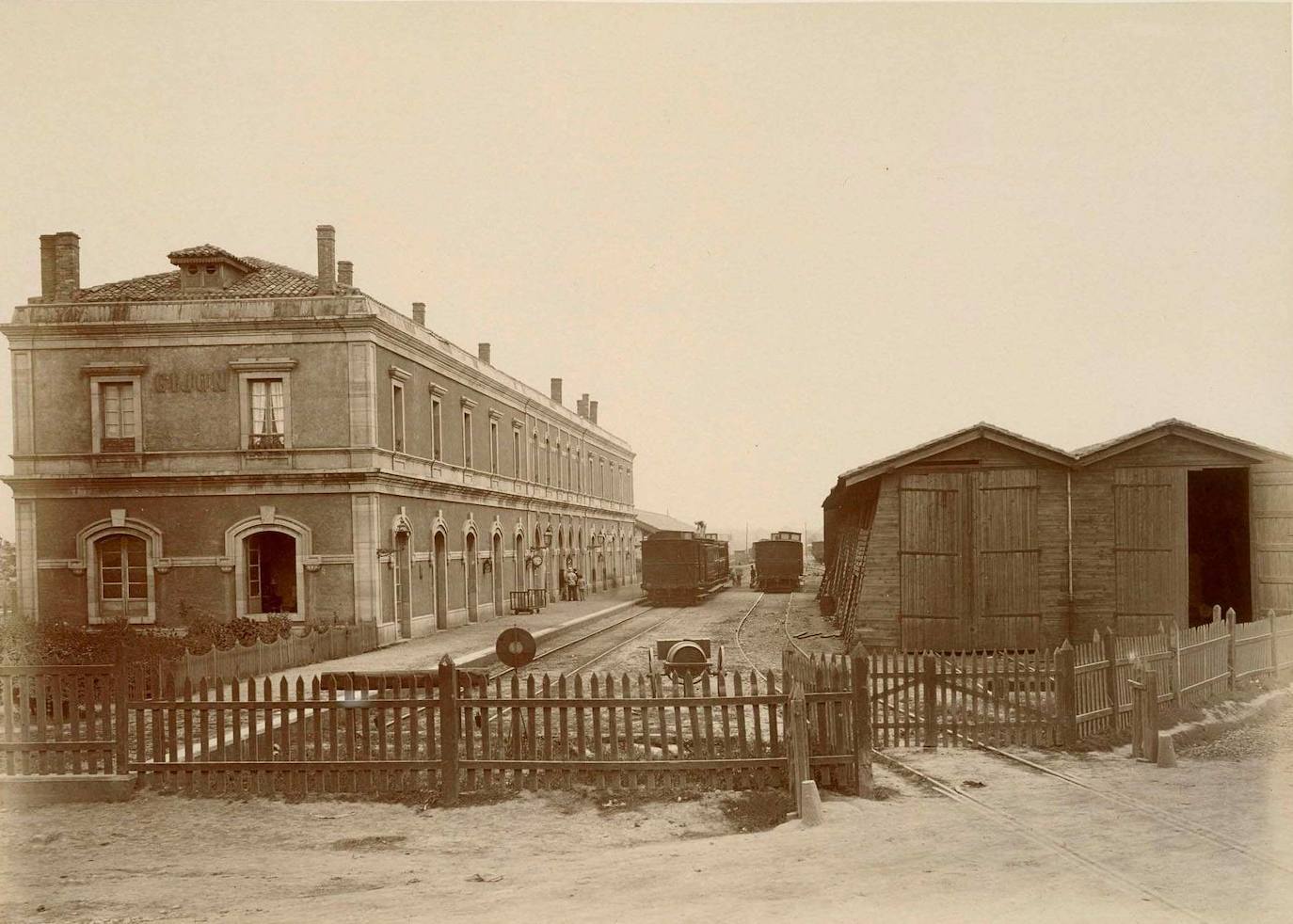 1884. Este es el aspecto que presentaba el edificio a finales del siglo XIX.