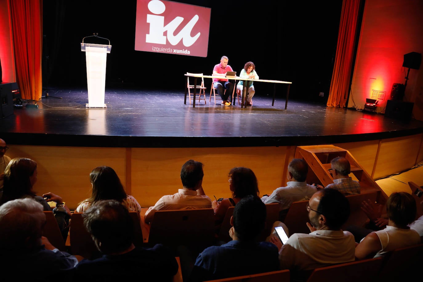 Reunión de la Coordinadora de IU que dio el visto bueno el documento y designó a Ovidio Zapico como consejero.