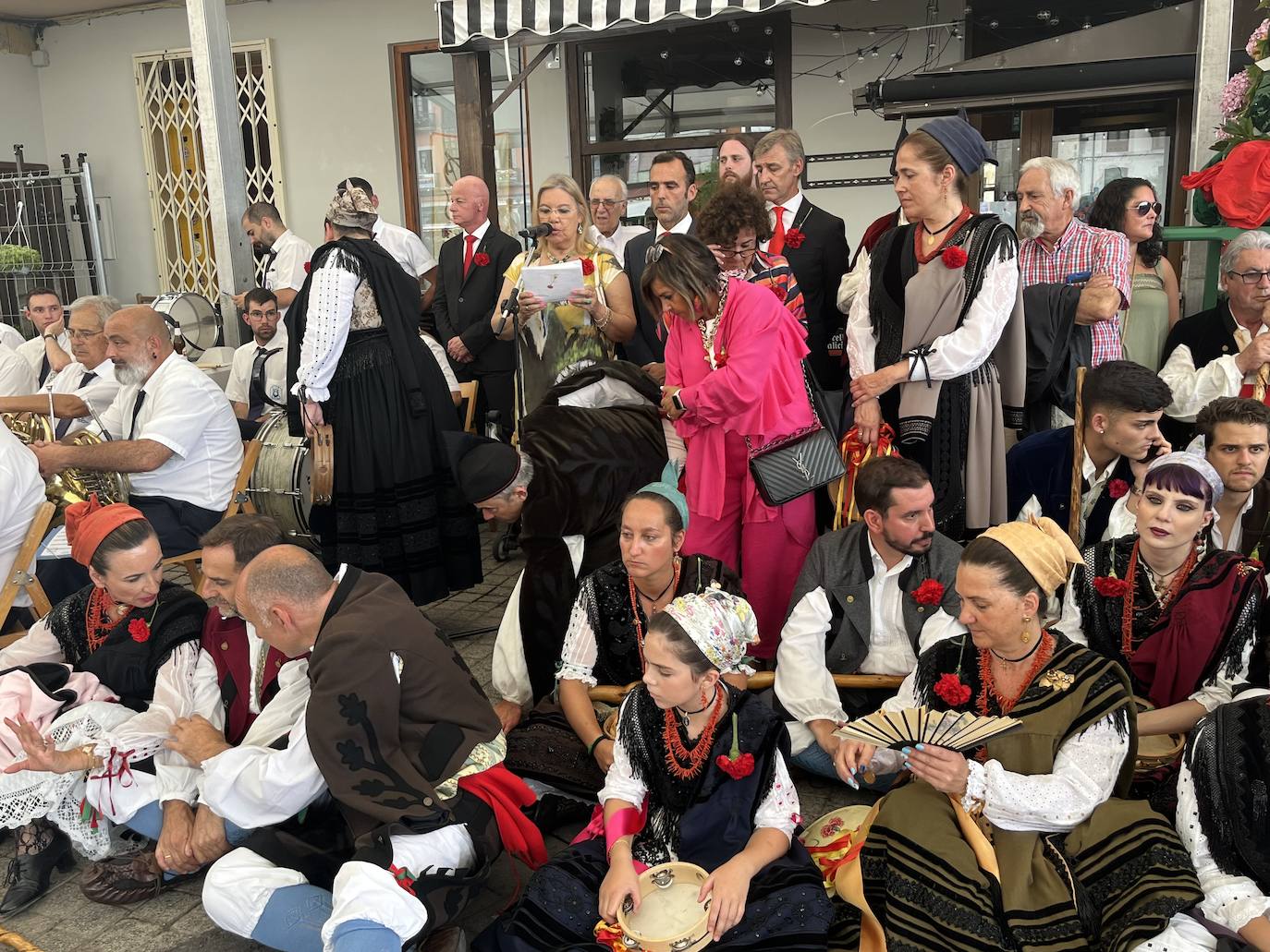 Llanes vibra en el día grande la Magdalena