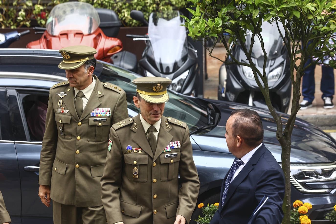 La toma de posesión de Barbón, en imágenes