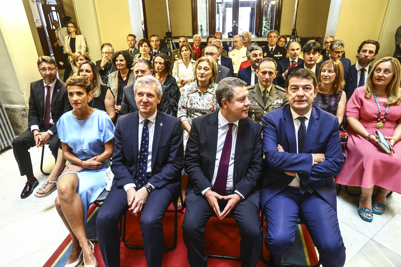 La toma de posesión de Barbón, en imágenes