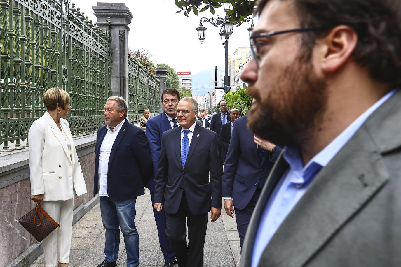 La toma de posesión de Barbón, en imágenes