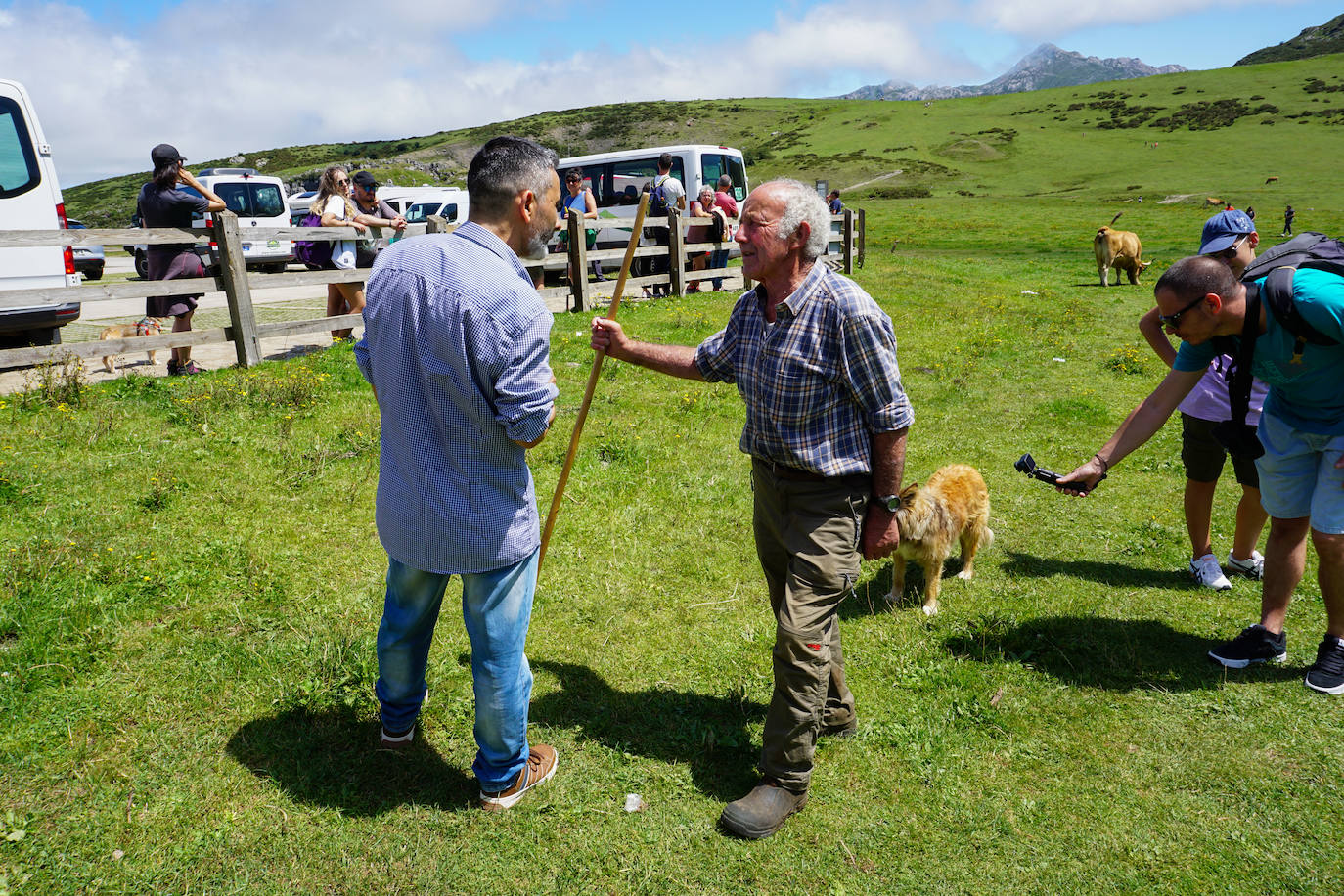 Los turistas vuelven a los Lagos de Covadonga