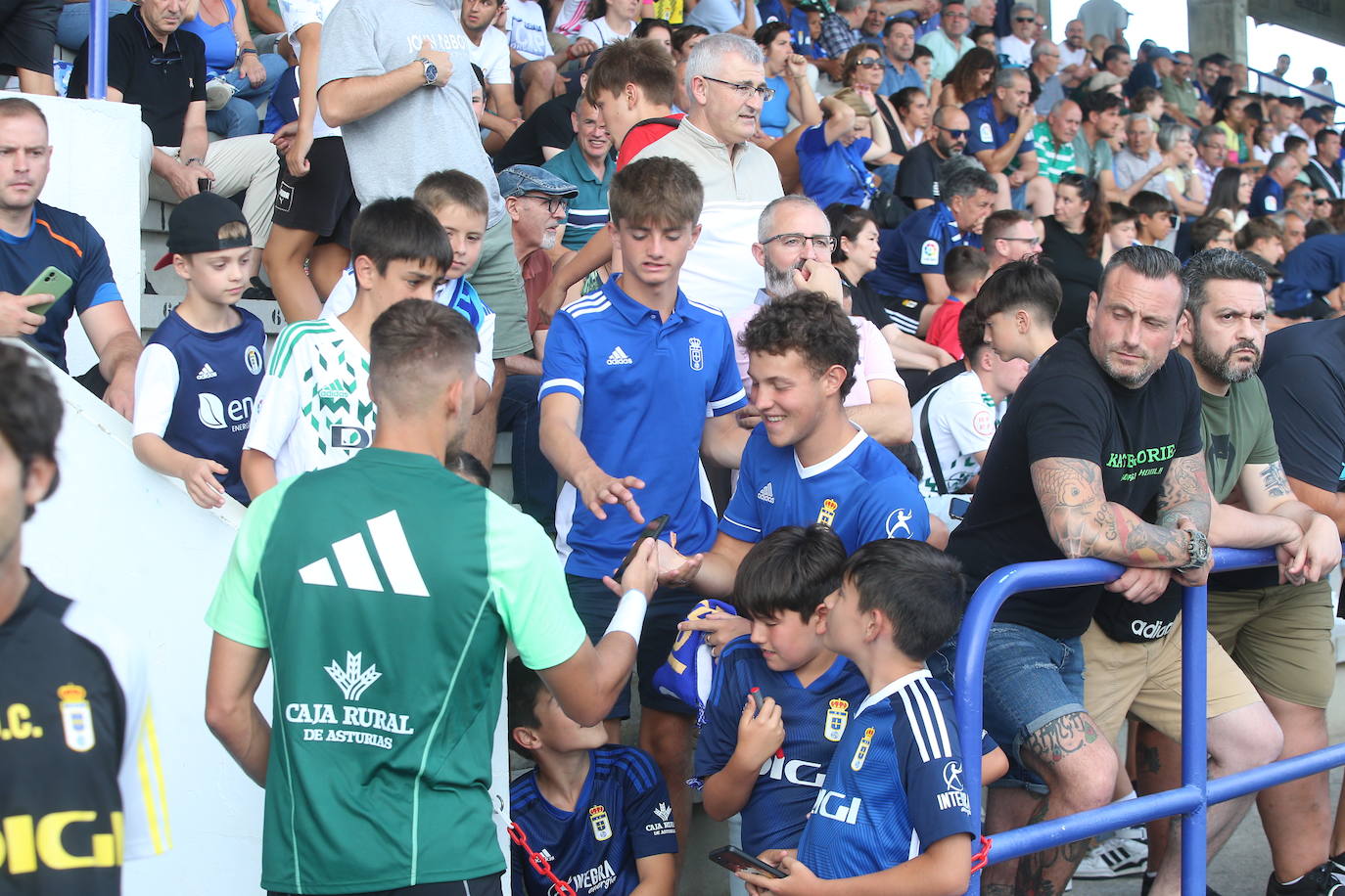 ¿Estuviste en el Oviedo - Racing de Ferrol? ¡Búscate!