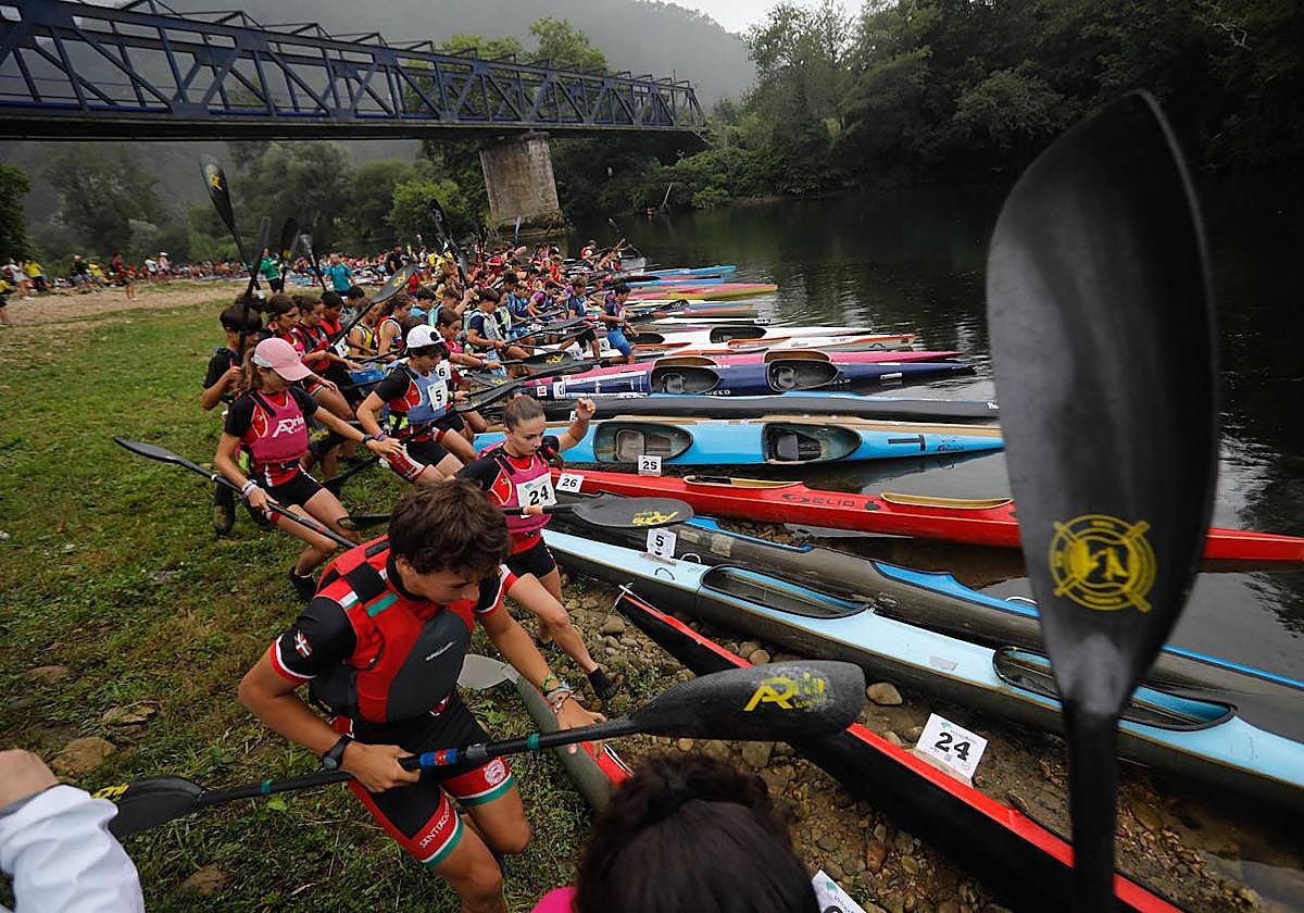El instante de la salida volvió a ser de gran emoción para conseguir las mejores posiciones.