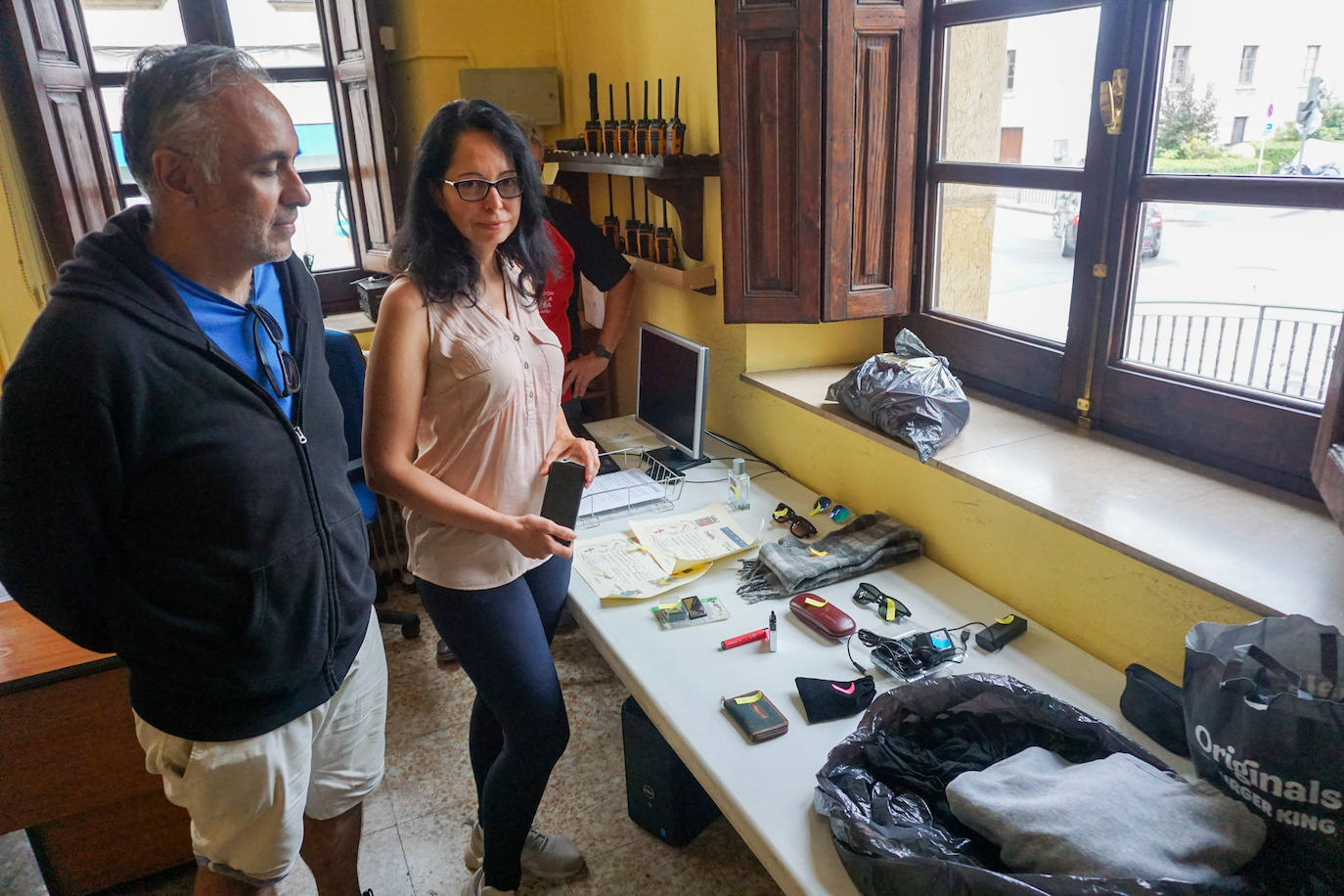 «Venían coches bajando y al bus le costaba pasar»