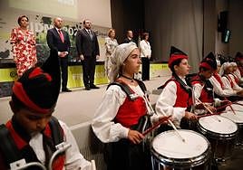 Barbón apela a los empresarios en la Feria de Muestras para afrontar el futuro de Asturias